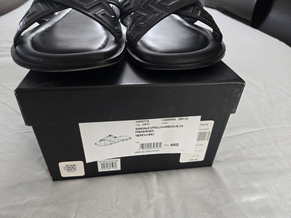 VERSACE MENS SANDALS BLACK. SIZE 13D