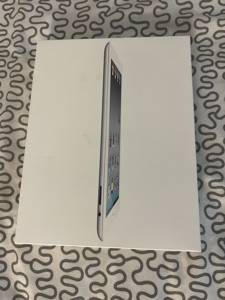 Ipad 2 WiFi 32GB White (BOX ONLY) EMPTY WITH PAPERS