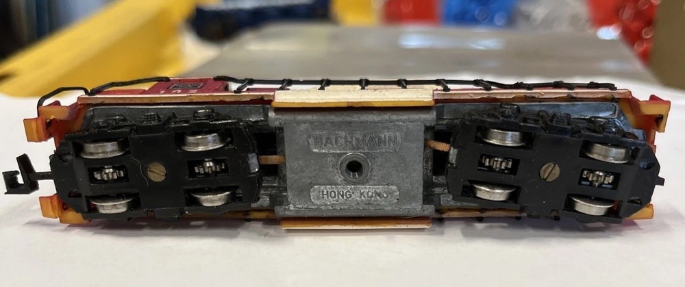 Bachmann N Scale Burlington 102 Engine ( T 16 )