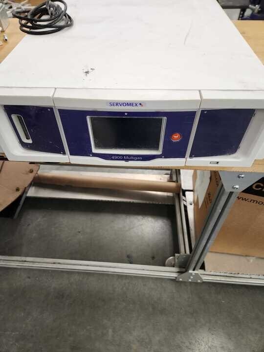 AS-IS Servomex 4900 multi-gas analyzer