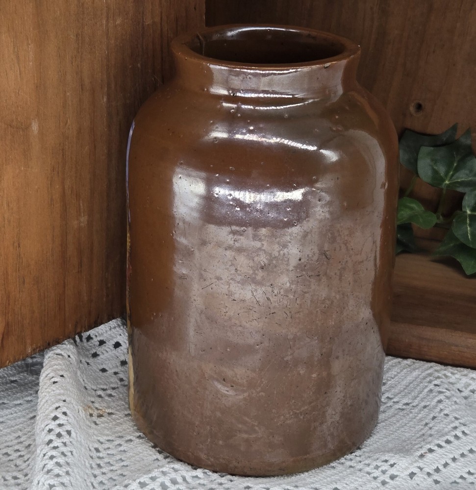stoneware container (25058) hand painted