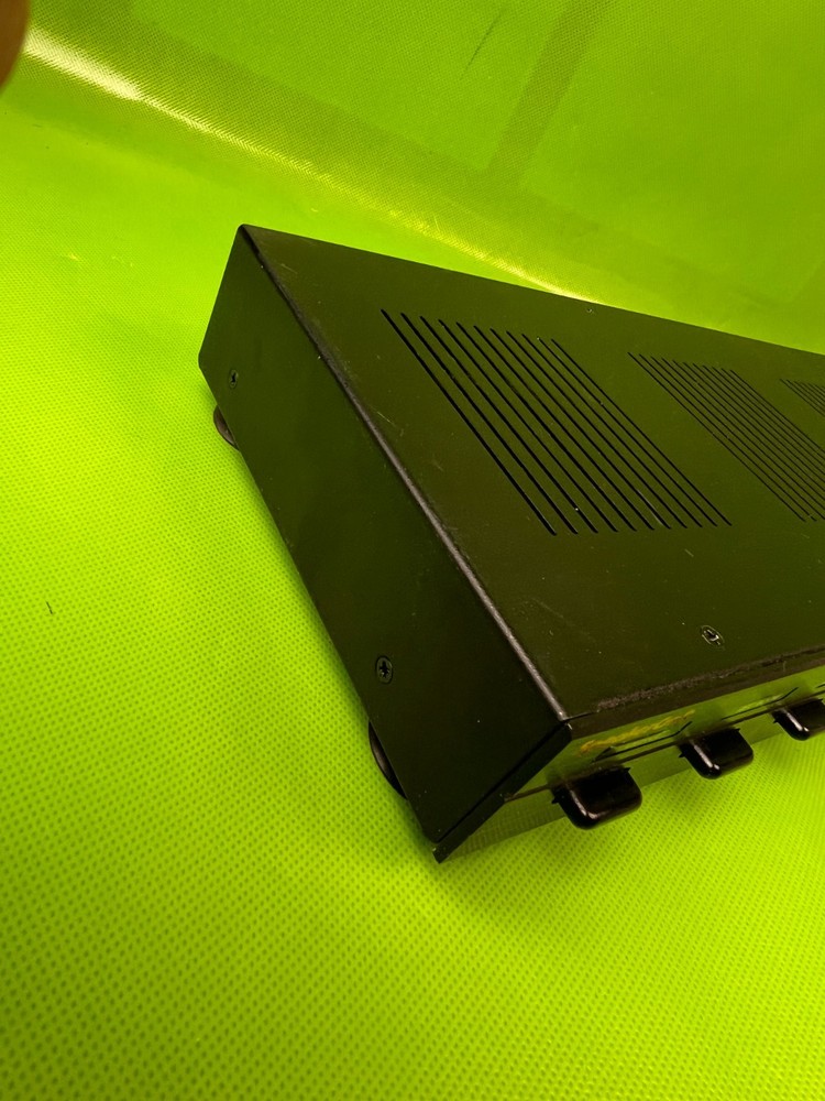 Speakercraft S8 Multi room Speaker selector