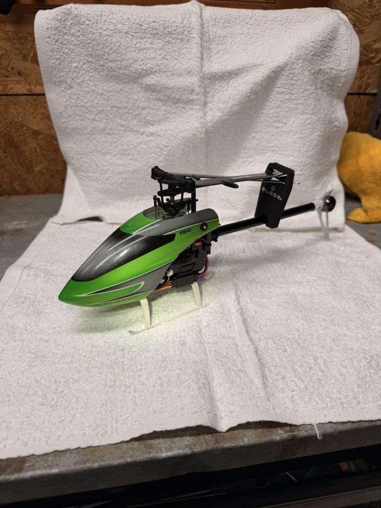 BLADE 150 S BNF Flybarless CP Helicopter