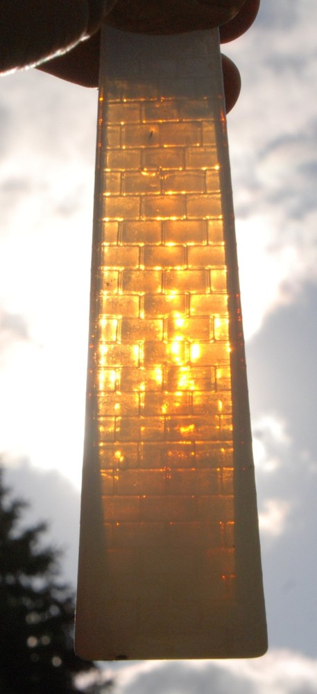 FIERY OPALESCENT WHITE BUNKER HILL MONUMENT COLOGNE BOTTLE EMPTY