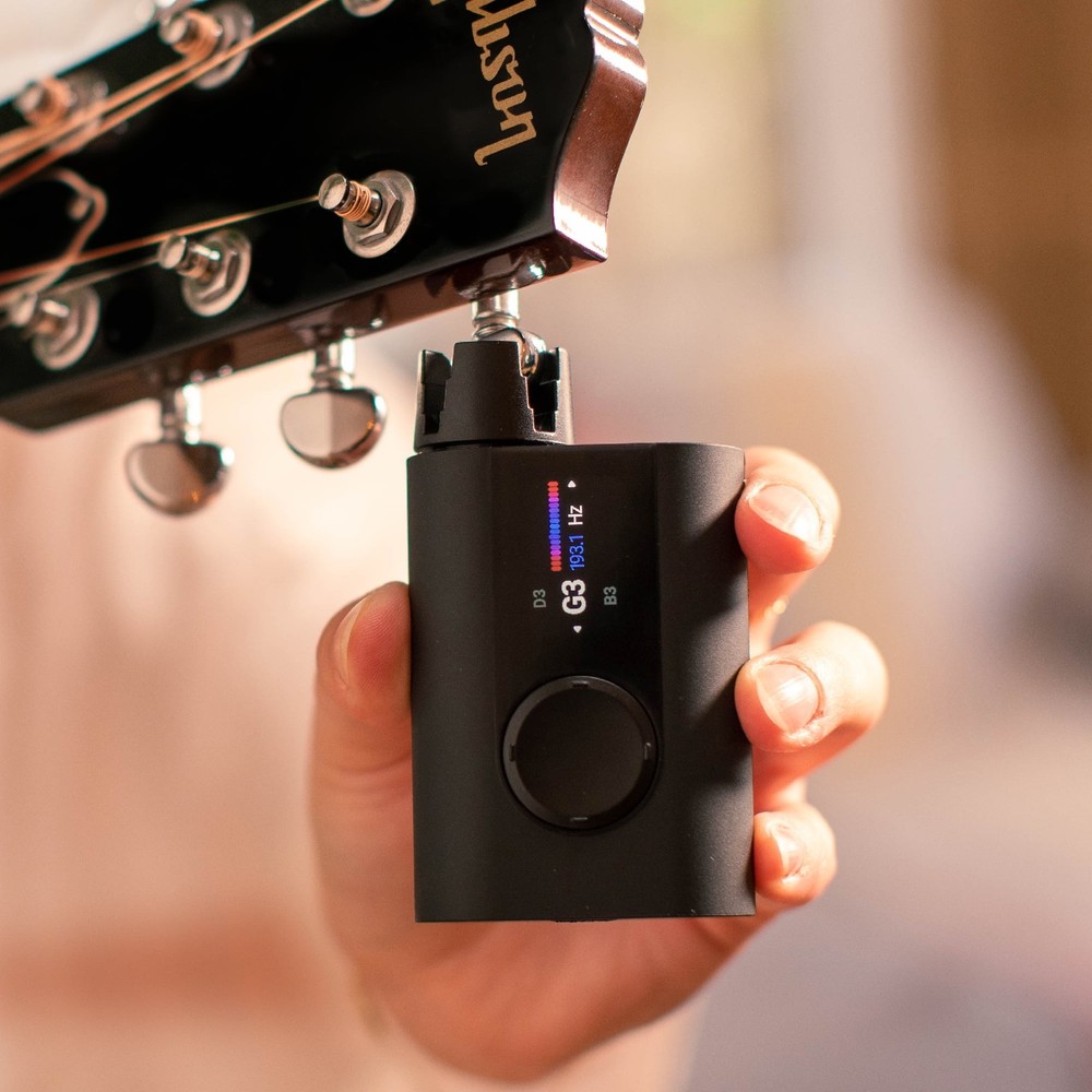 Roadie 3 | Smart Automatic Guitar Tuner, Metronome & String Winder