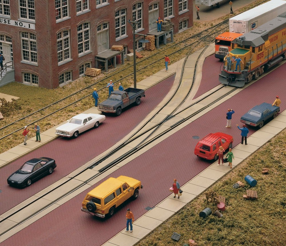 Walthers Cornerstone Street Track Insert Set