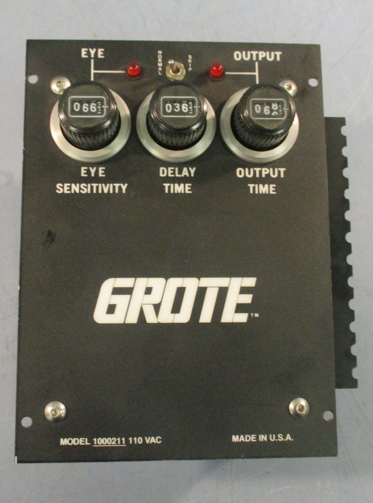 Grote 1000211 Timer Module 110 VAC Crydom Solid State Relay Output D1210