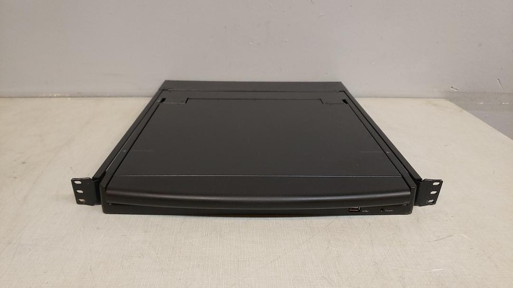 APC AP5717 17" Rackmount LCD KVM Console