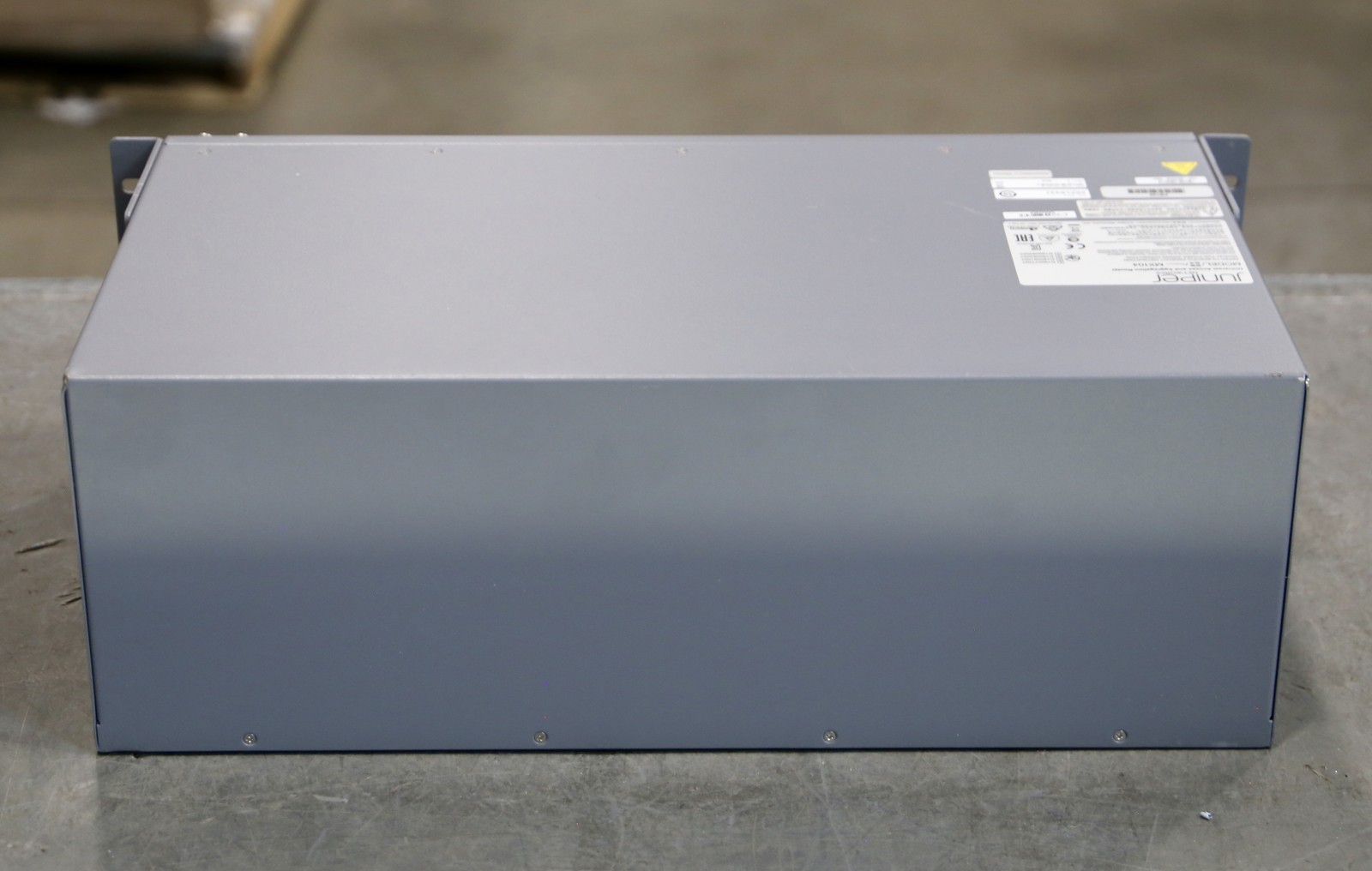 JUNIPER CHAS-MX104-S - MX104 Universal Access and Aggregation Router