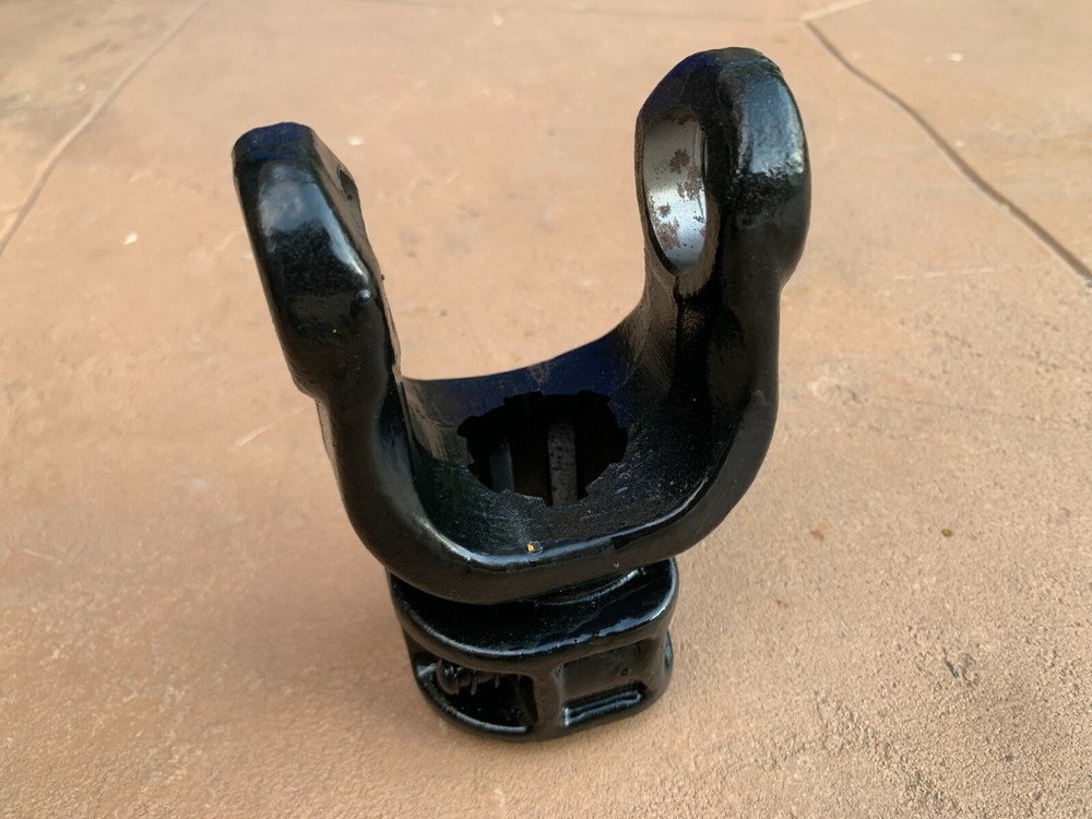 Replacement Comer Series 4 PTO Yoke with Quick Disconnect 26-015B