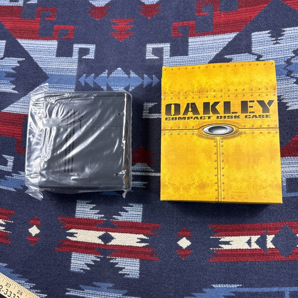 Rare Vintage Oakley Compact Disk CD Case NIB Bag Y2K 2003 Tactical Software PC