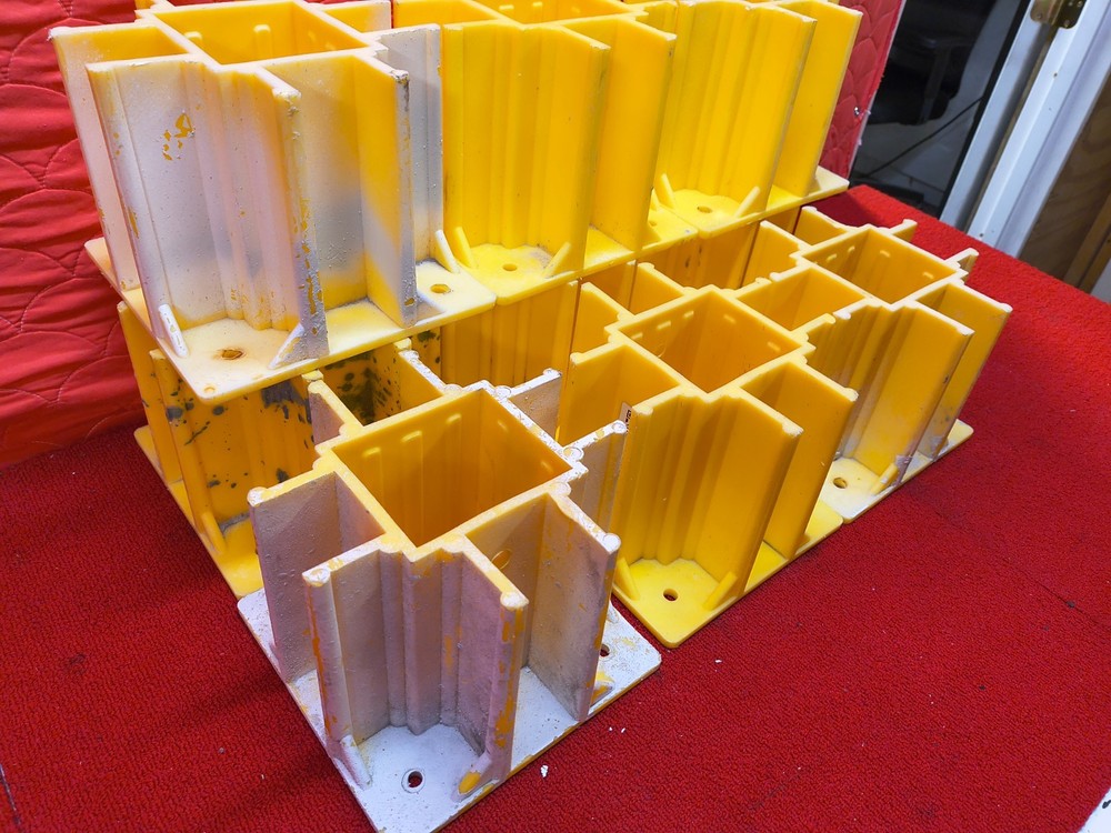 9 Used Safety Boot Guardrail System Good Condition