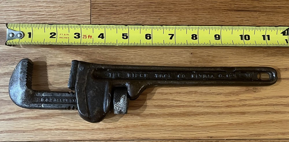 Vintage RIDGID Adjustable 10” Pipe Wrench - Working Condition, Hand Tools