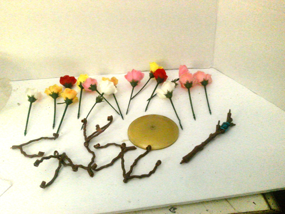 Embassy Plastic Rose Hors d'oeuvre Pick Tree 1950's