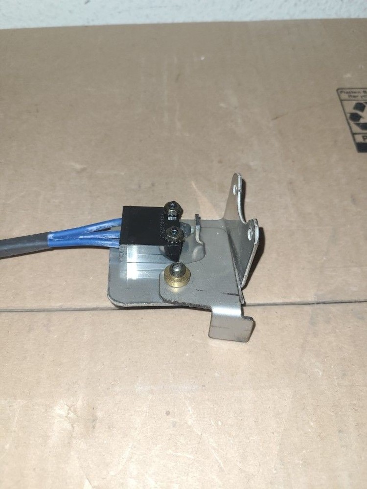 Braun 25463RA Bridge Switch Assy, Rear New
