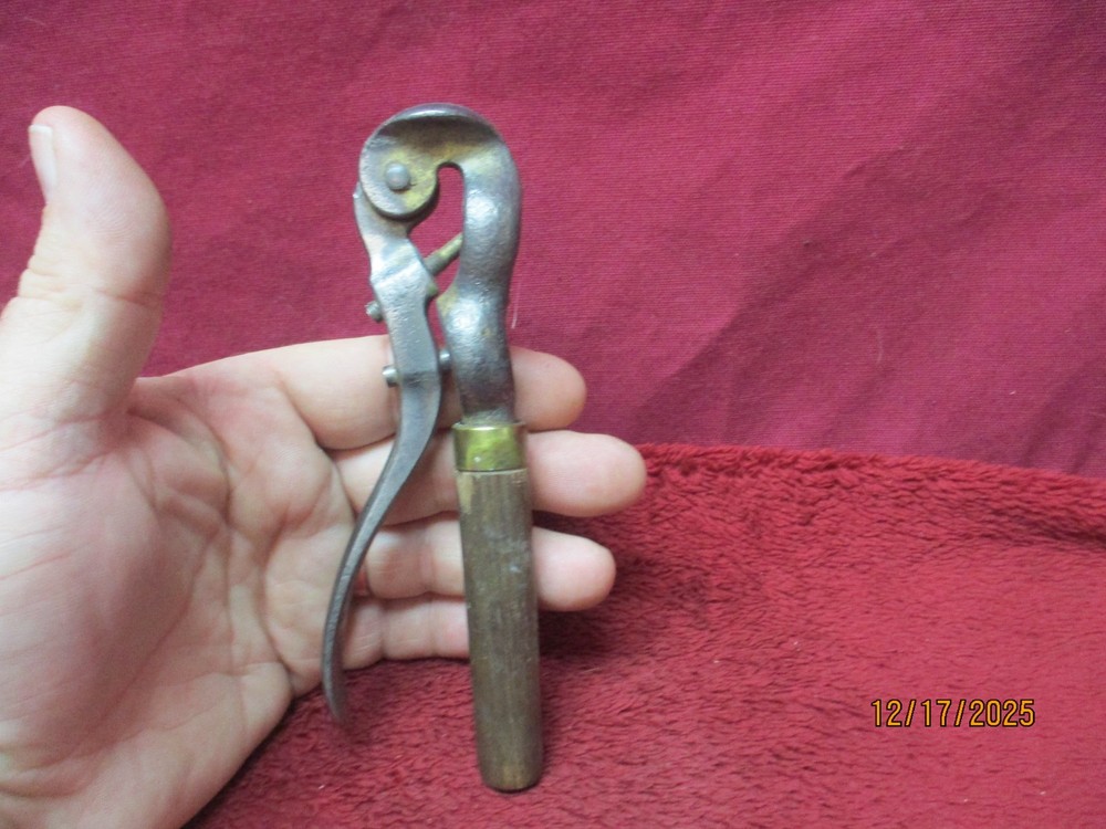 Antique Capper/De-Capper Tool, 12 Ga. , Tool UnBranded