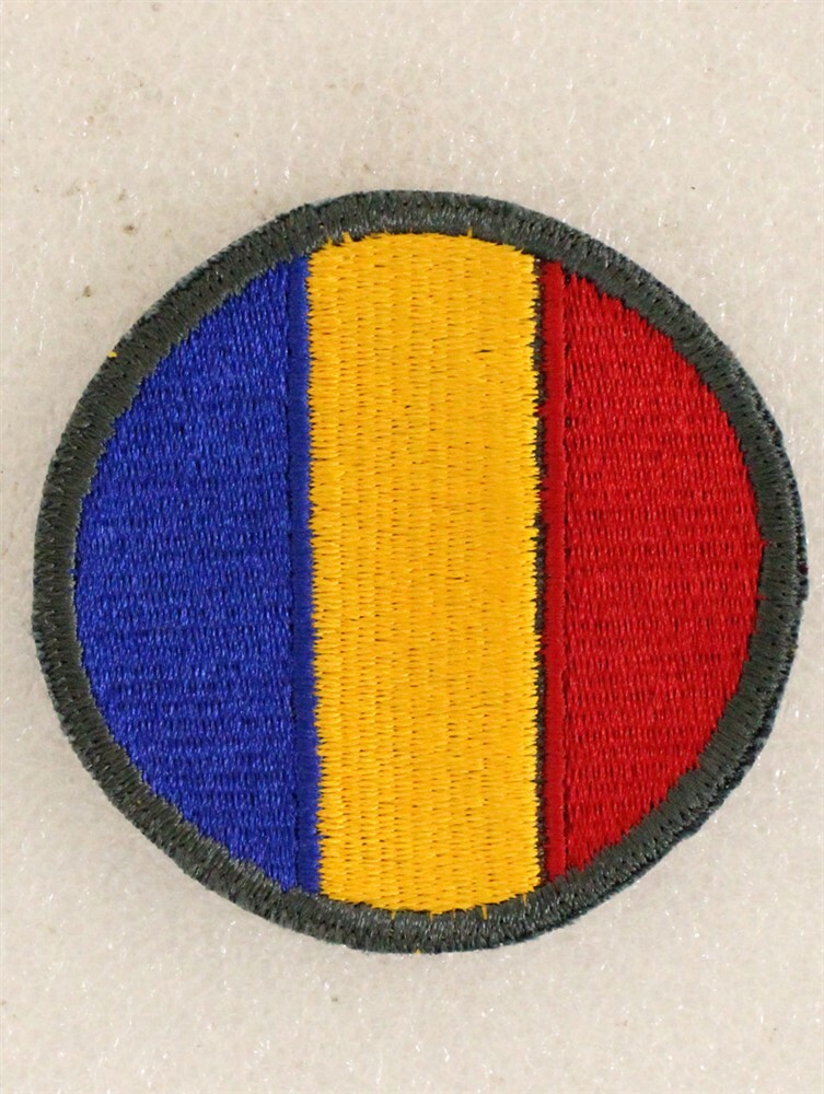 Army Patch: Training & Doctrine Command, cut edge w/AG border