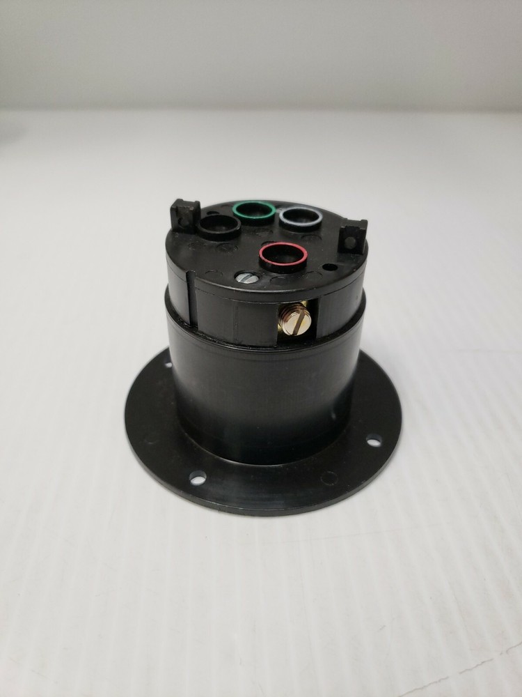 Marinco Turn & Pull Component