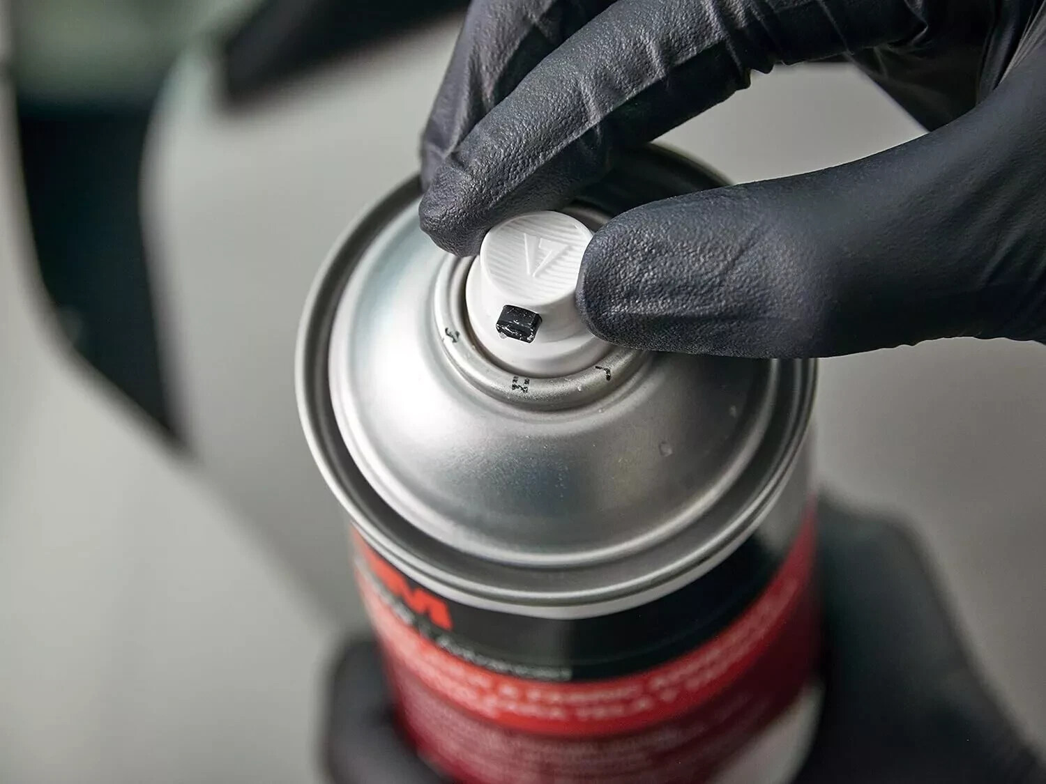 3M™ Headliner & Fabric Adhesive 38808, 18.1 oz, 4 cans per case 70009134100