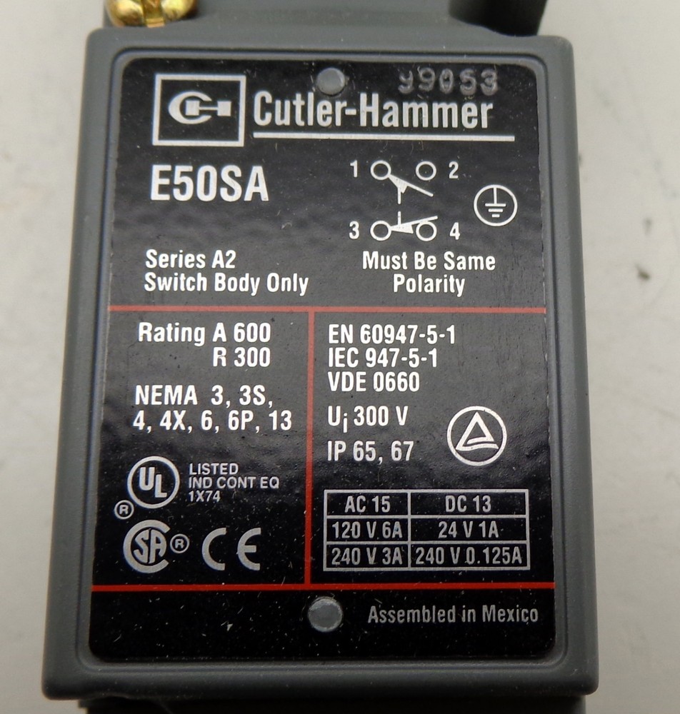 Cutler-Hammer E5OR1 Limit Switch Component, Side Rotary