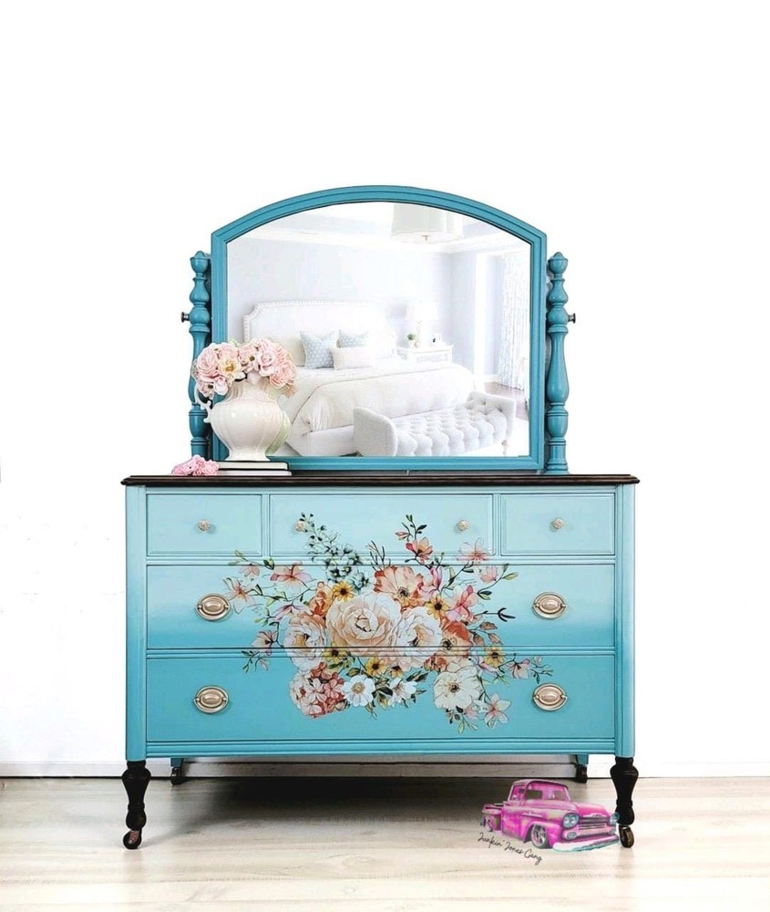 1-1/4" Victorian Lace & Flower Knob Solid Brass