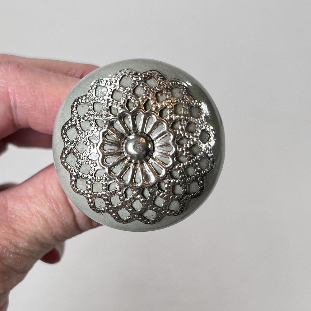 Set of 4 Casa Decor Ceramic Gray & Silver Drawer Cabinet Knobs/Pulls Moroccan