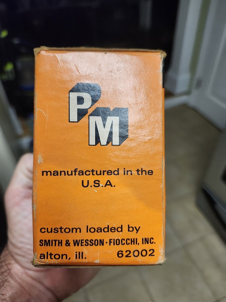 Smith and Wesson Power Mate Shotgun Shells Empty Cardboard Ammo Box