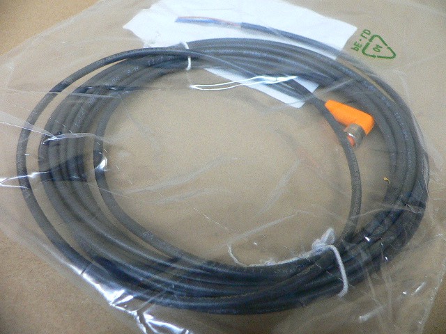 Ifm Efector Evc145 Cable W/ Angled Socket Brand New