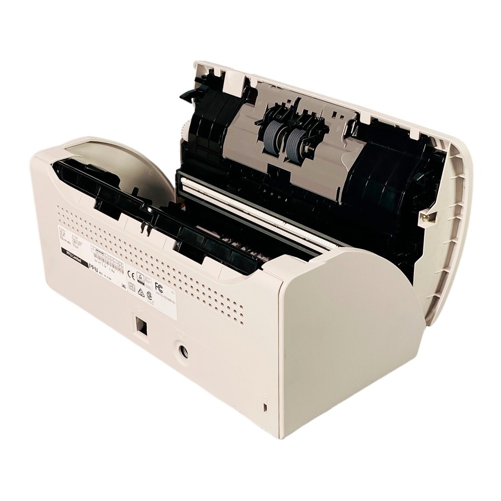 Fujitsu Fi-7030 ADF Color Duplex Document Scanner USB 2.0 NO TRAYS w/Bundle