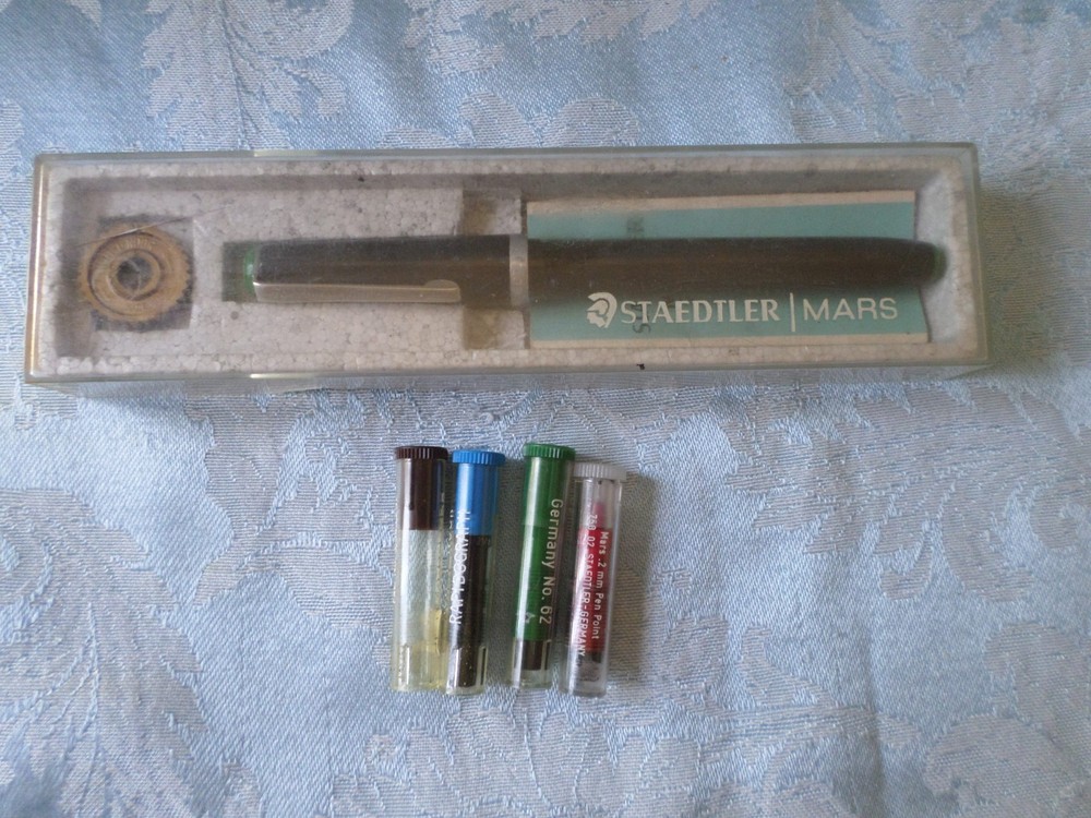 Staedtler mars 700 Technical Pen Line  Original Box & Instructions