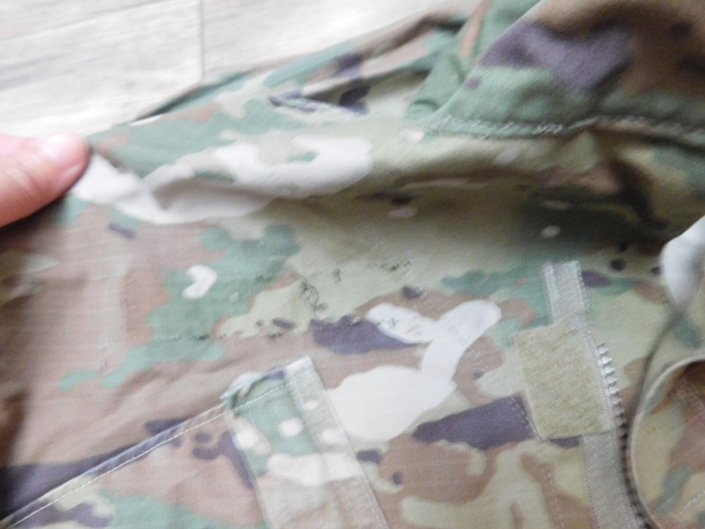 US ARMY OCP COAT SZ SMALL - SHORT