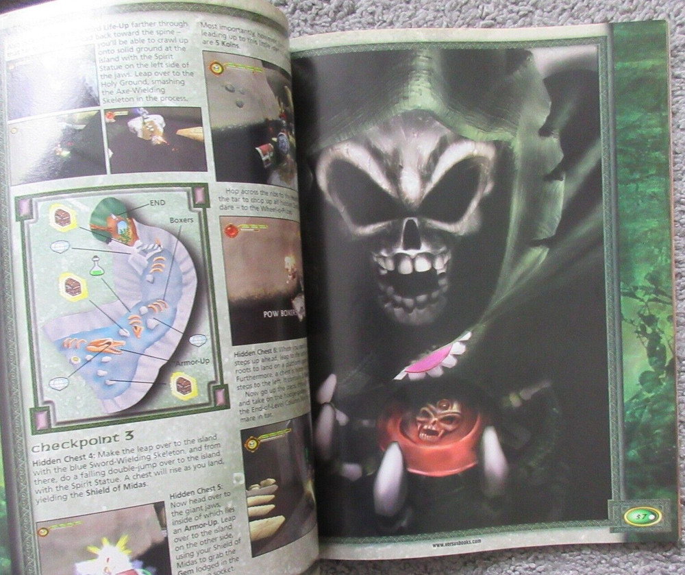 VTG NM 2000 Y2K VERSUS STRATEGY GUIDE MAXIMO GHOSTS GLORY PS2 XBOX CAPCOM