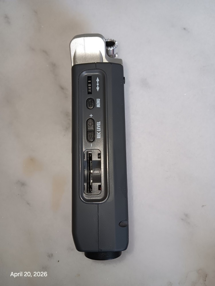 Zoom H4n Digital Audio Recorder with Case Tested Working