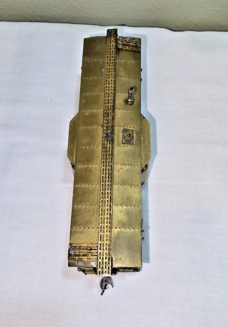 Vintage HO Gauge Unpainted Brass Metal Bay Window Caboose Knuckle Couplers READ