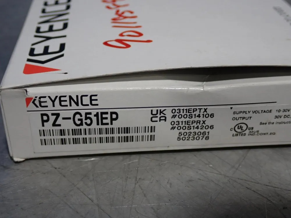 KEYENCE PHOTOELECTRIC SENSOR PZ-G51EP