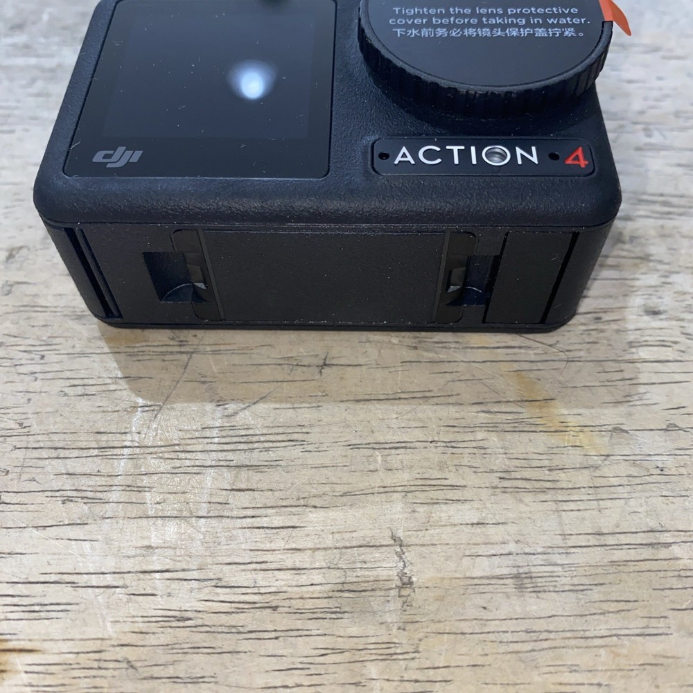 DJI - Osmo Action 4 4K Action Camera Standard Bundle - Gray