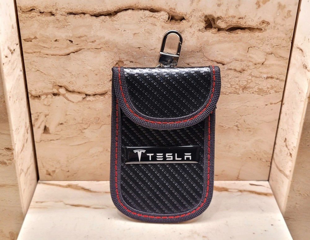 Exclusive Custom Tesla, 2 x PACK Faraday Pouch,
