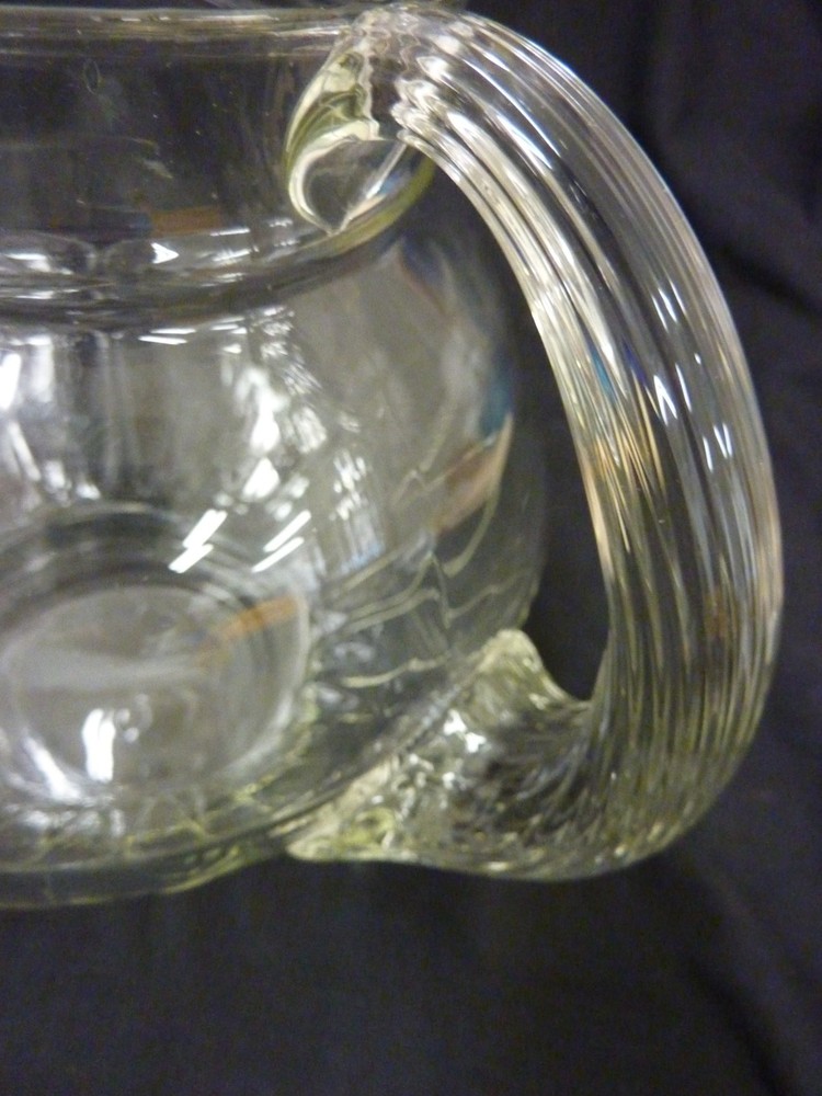 VINTAGE MACBETH-EVANS CRYSTAL CLEAR LEAF PATTERN PITCHER 9" TALL REEDED HANDLE