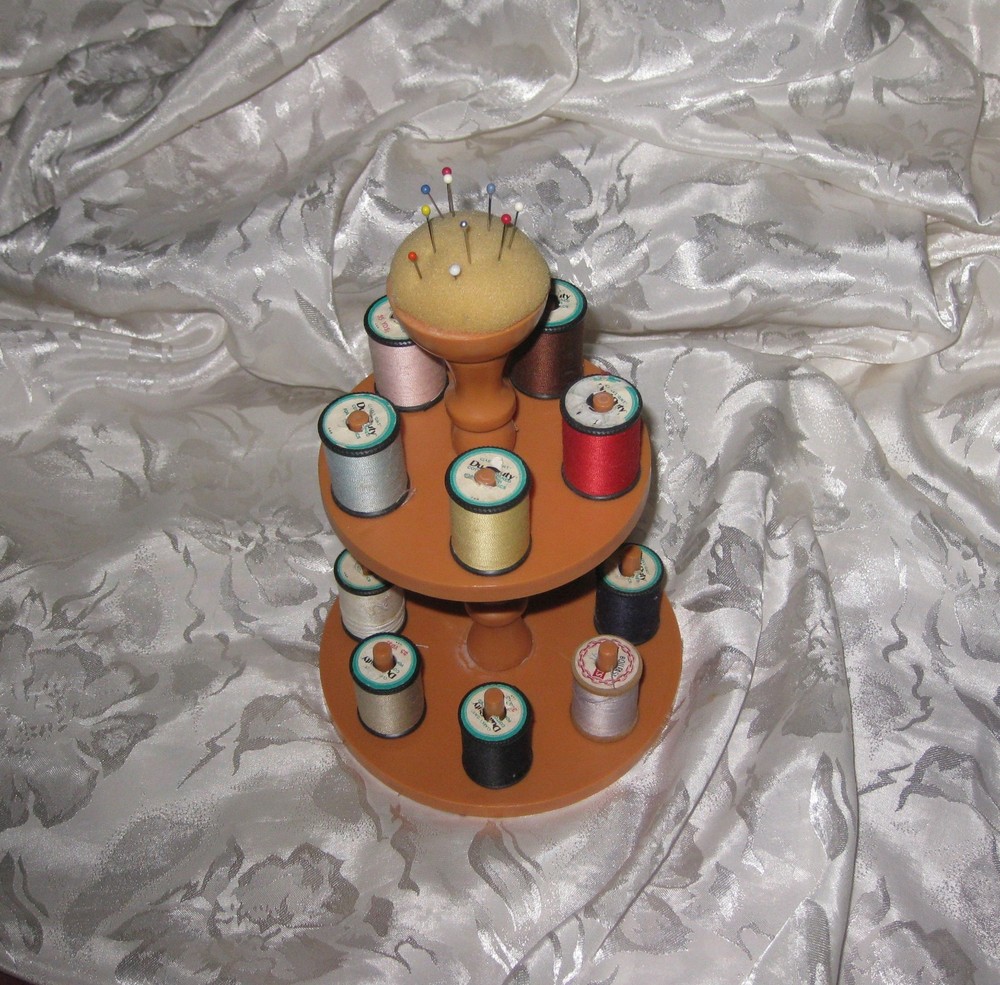 Unique! ~ THREAD CADDY/CAROUSEL & 12 SMALL SPOOLS OF THREADS