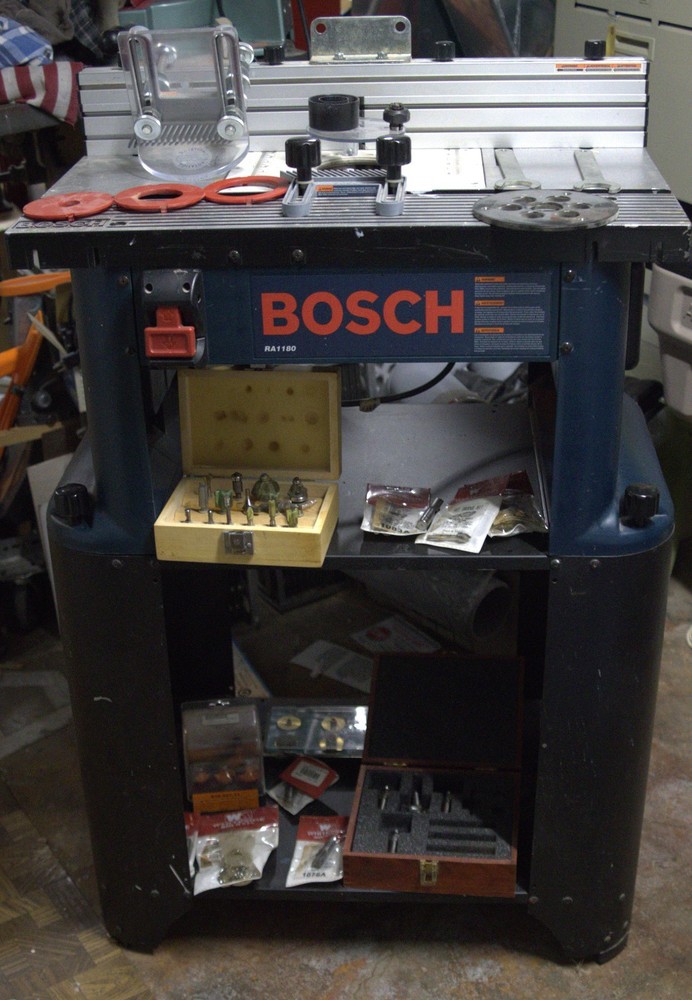 bosch router table with stand and router and bits
