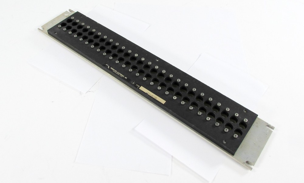 USED - Trompeter Jack Patch Panel JSI-52 (NSN: 5895-00-572-5533)