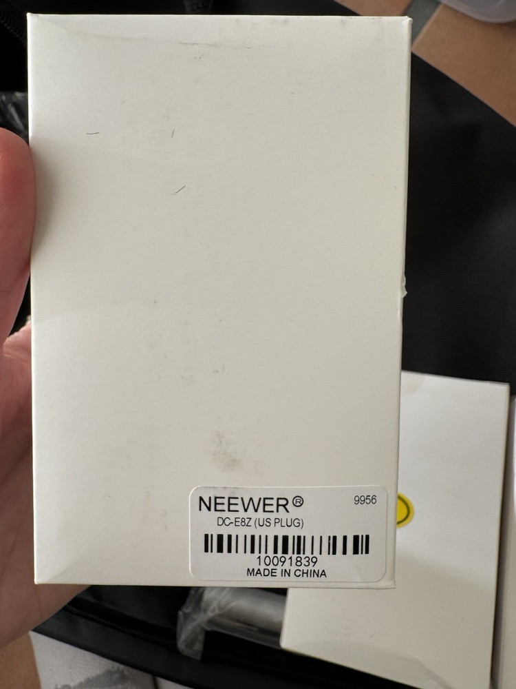 Neewer Photography Lighting Kit with Backdrop