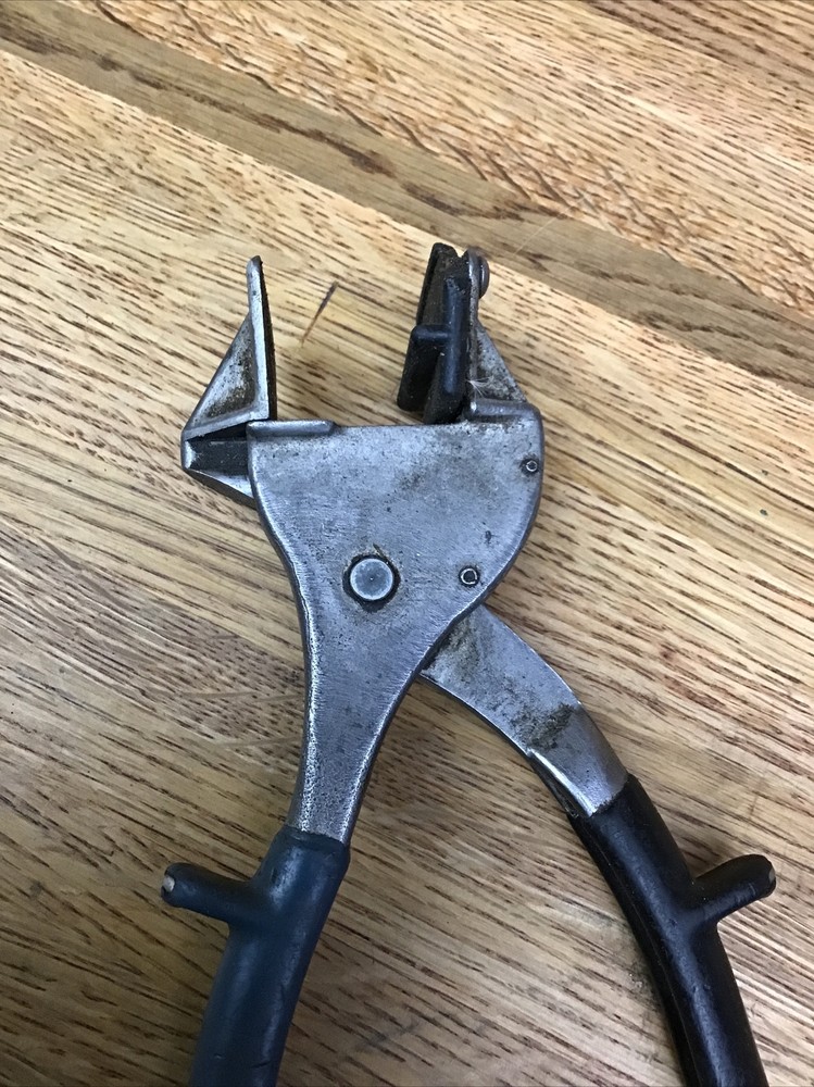 Jaws II 710 Hand Presser  