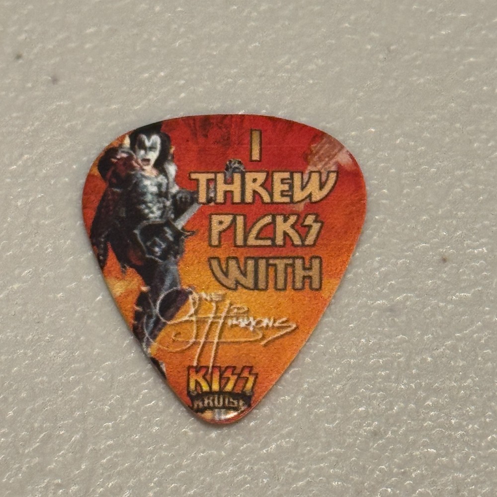 KISS Gene Simmons Signature Guitar Pick Kruise II Tour Concert I THREW PICKS WIT