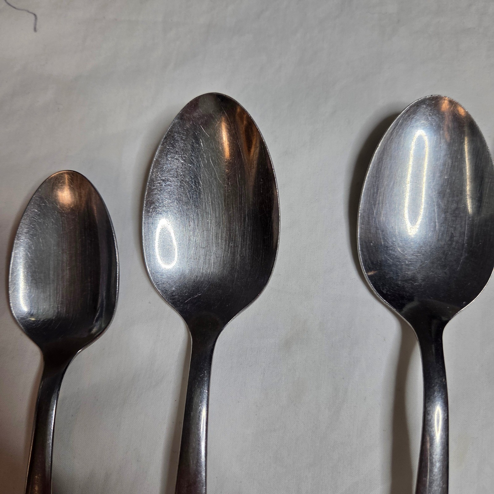 Oneida Oceanic Stainless Silverware 3 Lg 2 Sm Spoons Set Lot 5 Utensils Flatware