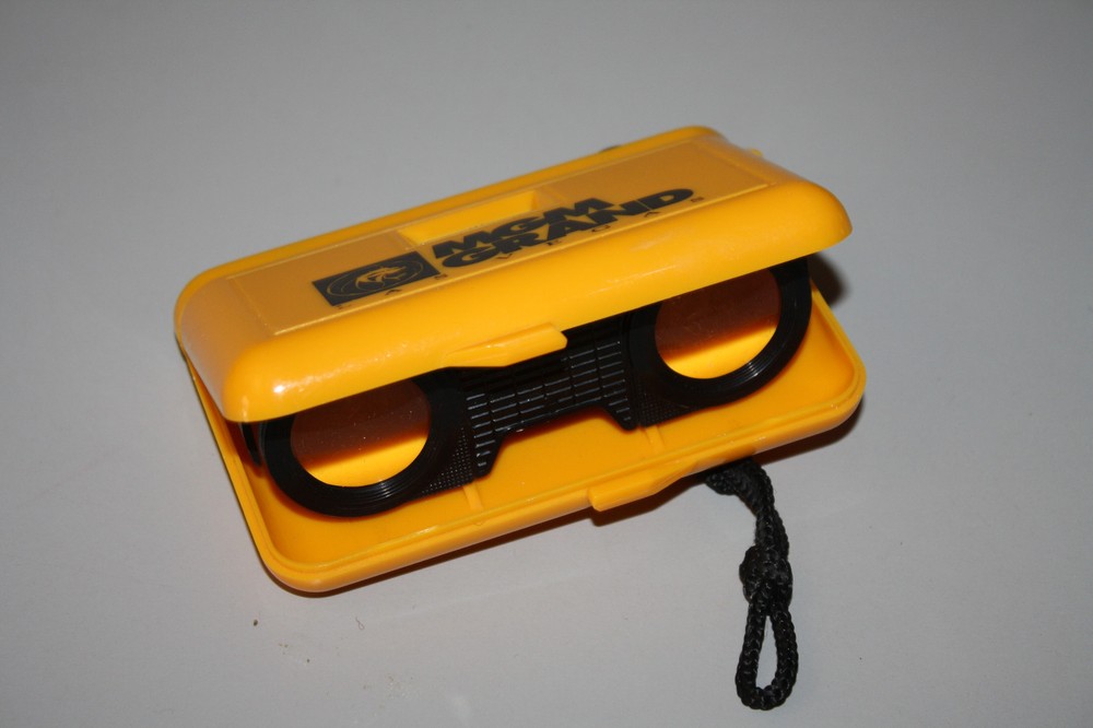 MGM Grand NOVELTY BINOCULARS