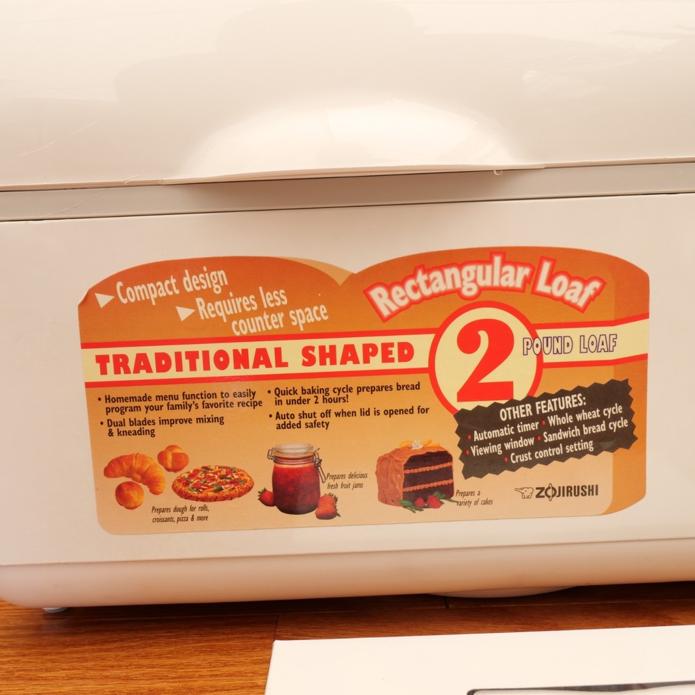 Zojirushi Home Bakery BBCC-V20 Bread Maker Machine 2lb Programmable Tested Works