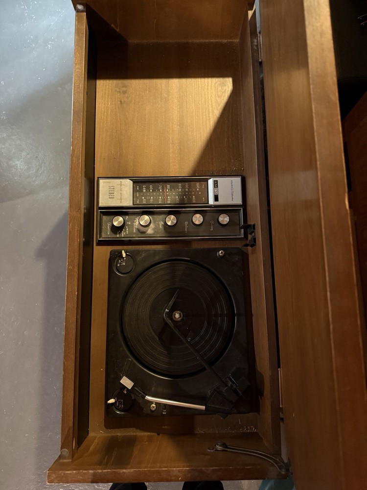 Sears Silvertone Solid State Stereo Console AM/FM Record Player