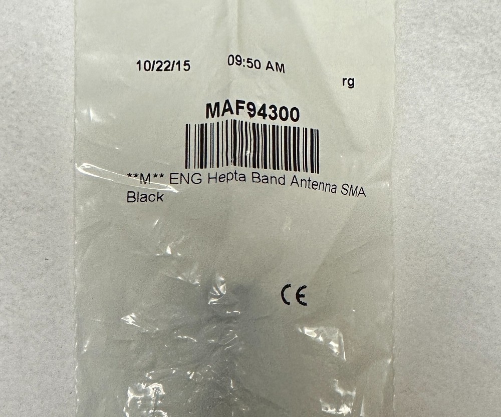 New Laird Technologies Right Angle Antenna MAF94300
