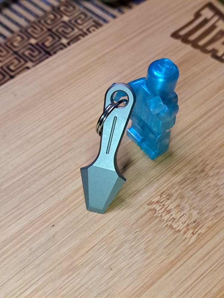 Mini Titanium Keychain Pry Bar